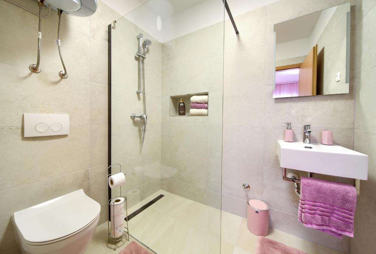 Apartment Mladen Krk Town Esterno foto